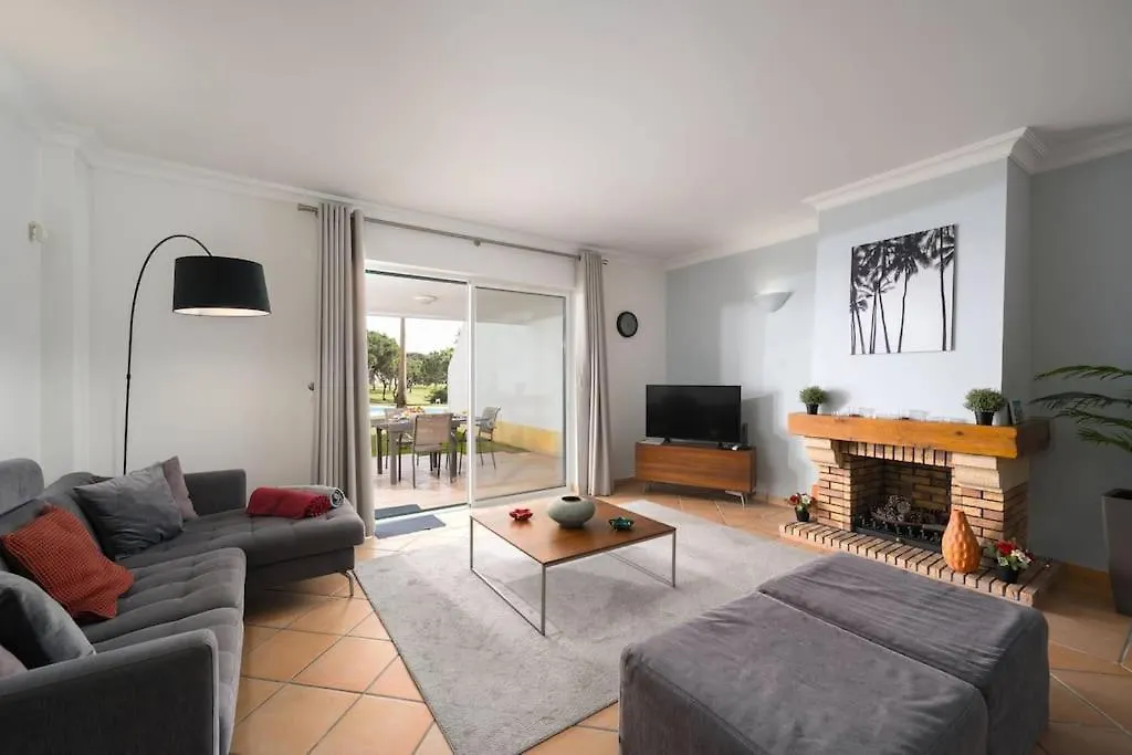 Stylish 2Br Ground Floor Apartment In Vila Sol, Direct Garden And Poolside Acces Quarteira
