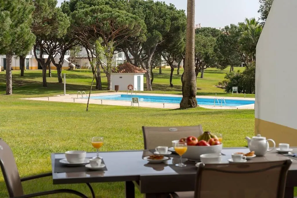 Stylish 2Br Ground Floor Apartment In Vila Sol, Direct Garden And Poolside Acces Quarteira 0*,