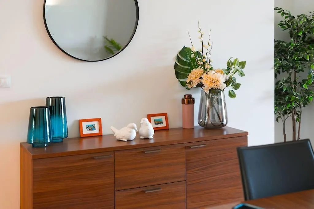 Stylish 2Br Ground Floor Apartment In Vila Sol, Direct Garden And Poolside Acces Quarteira 0*,